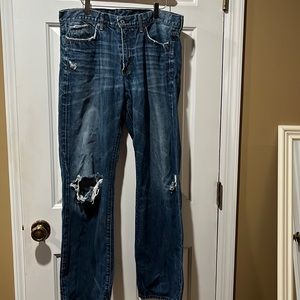 Lucky men’s jeans size 33, approx 32” inseam